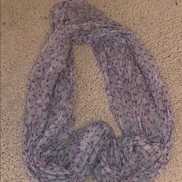Infinity scarf - Picture 1 of 2